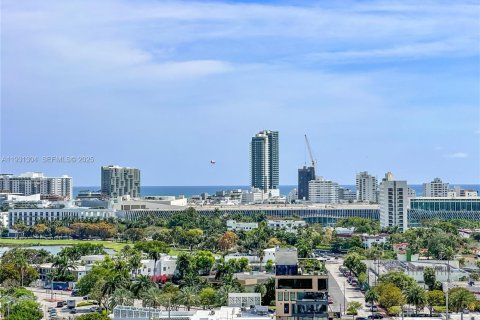 Снять в аренду кондоминиум в Майами-Бич, Флорида 2 спальни, 98.48м2, № 2034533 - фото 29