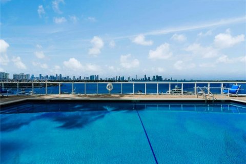 Снять в аренду кондоминиум в Майами-Бич, Флорида 2 спальни, 98.48м2, № 2034533 - фото 20