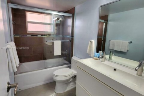 Condo in Tavernier, Florida, 2 bedrooms  № 1728340 - photo 20