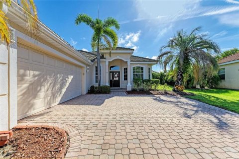 Casa en alquiler en Bradenton, Florida, 3 dormitorios, 160.72 m2 № 1916354 - foto 2