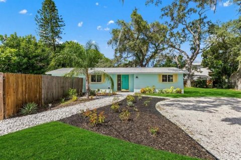 Villa ou maison à Palm Harbor, Floride 3 chambres, 134.43 m2 № 2400107