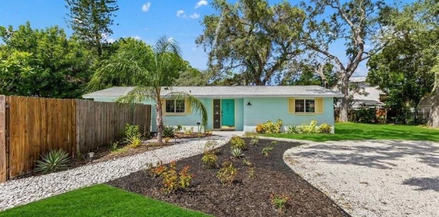 Villa ou maison à Palm Harbor, Floride 3 chambres, 134.43 m2 № 2400107