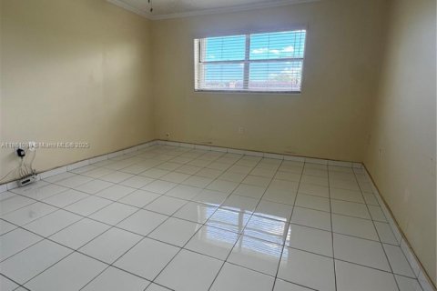 Condo in Sunrise, Florida, 2 bedrooms  № 1889448 - photo 16