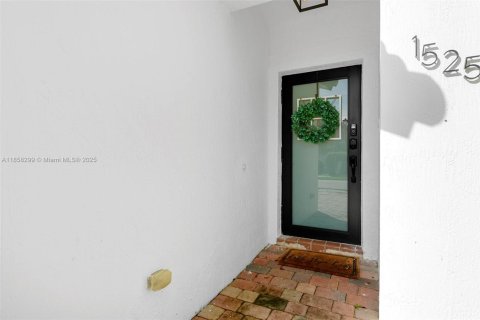 Casa en venta en Homestead, Florida, 3 dormitorios, 157.28 m2 № 1882621 - foto 3