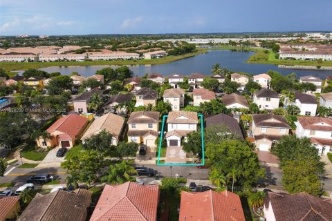 Casa en venta en Homestead, Florida, 3 dormitorios, 157.28 m2 № 1882621 - foto 27