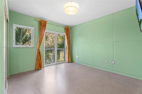 Купить таунхаус в Майами-Бич, Флорида 3 спальни, 132.85м2, № 2016350 - фото 16