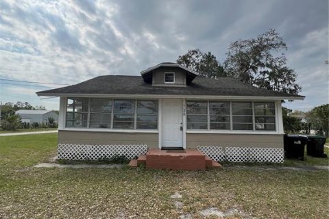 Casa en alquiler en Orlando, Florida, 2 dormitorios, 87.98 m2 № 1732775 - foto 1