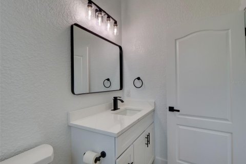 House in Davenport, Florida 4 bedrooms, 134.89 sq.m. № 1870740 - photo 25