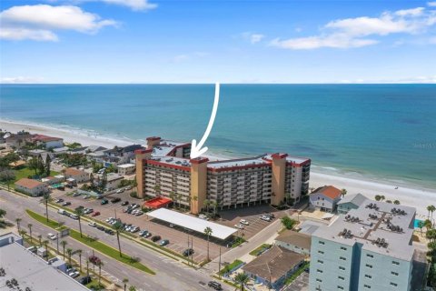Condo in Redington Shores, Florida, 2 bedrooms  № 1899674 - photo 2