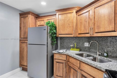 Купить кондоминиум в Лодерхилл, Флорида 2 спальни, 92.9м2, № 2007744 - фото 12