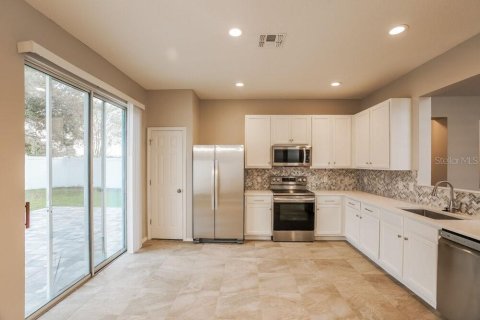 Villa ou maison à louer à Mulberry, Floride: 3 chambres, 158.21 m2 № 1914655 - photo 7