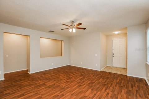 Villa ou maison à louer à Mulberry, Floride: 3 chambres, 158.21 m2 № 1914655 - photo 3