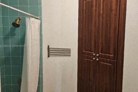 Casa en venta en Palmetto Bay, Florida, 4 dormitorios, 188.96 m2 № 2003399 - foto 10