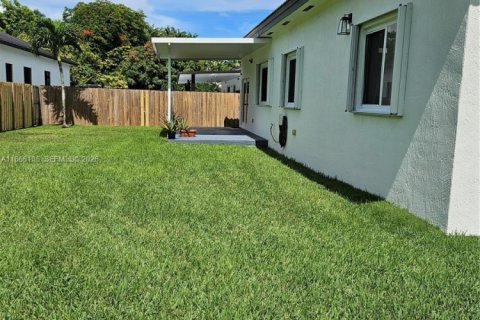 Casa en venta en Palmetto Bay, Florida, 4 dormitorios, 188.96 m2 № 2003399 - foto 13