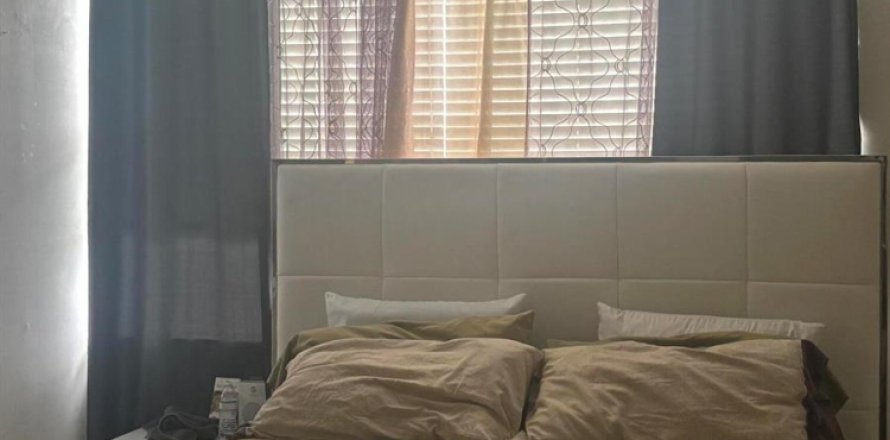 Condo in Lauderhill, Florida, 2 bedrooms  № 2400503