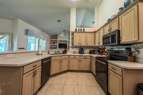 Casa en venta en Ocala, Florida, 3 dormitorios, 190.64 m2 № 1816956 - foto 12