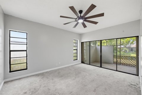 Condominio en venta en Pembroke Pines, Florida, 2 dormitorios, 123.65 m2 № 2146269 - foto 15