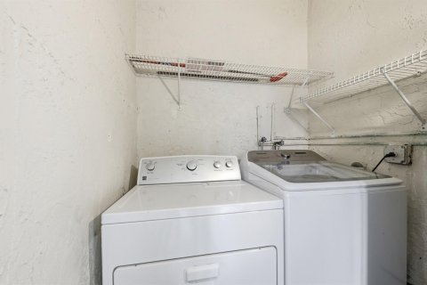 Condominio en venta en Pembroke Pines, Florida, 2 dormitorios, 123.65 m2 № 2146269 - foto 8