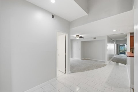 Condominio en venta en Pembroke Pines, Florida, 2 dormitorios, 123.65 m2 № 2146269 - foto 2