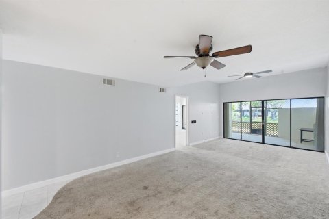 Condominio en venta en Pembroke Pines, Florida, 2 dormitorios, 123.65 m2 № 2146269 - foto 13