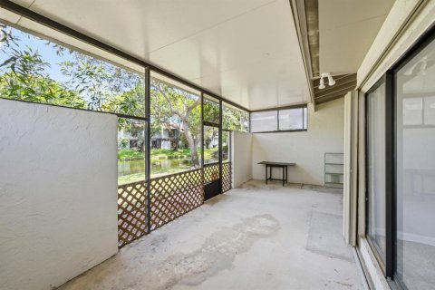 Condominio en venta en Pembroke Pines, Florida, 2 dormitorios, 123.65 m2 № 2146269 - foto 25