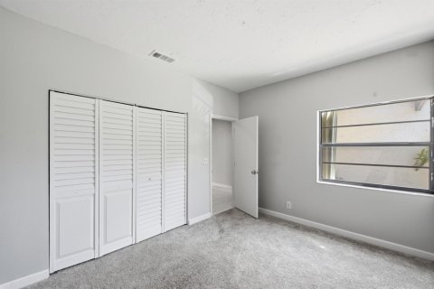 Condominio en venta en Pembroke Pines, Florida, 2 dormitorios, 123.65 m2 № 2146269 - foto 4