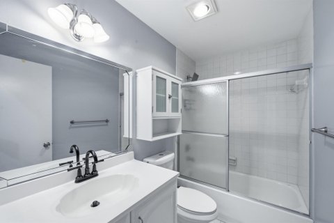 Condominio en venta en Pembroke Pines, Florida, 2 dormitorios, 123.65 m2 № 2146269 - foto 5