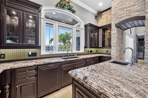 Villa ou maison à vendre à Punta Gorda, Floride: 3 chambres, 293.01 m2 № 2196900 - photo 17