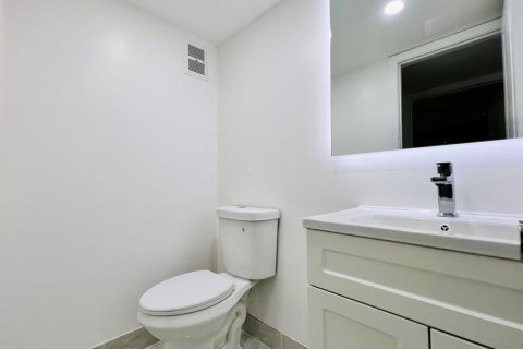 Copropriété à vendre à West Palm Beach, Floride: 2 chambres, 60.48 m2 № 2272626 - photo 9