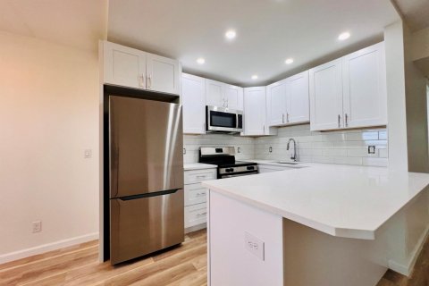 Copropriété à vendre à West Palm Beach, Floride: 2 chambres, 60.48 m2 № 2272626 - photo 3