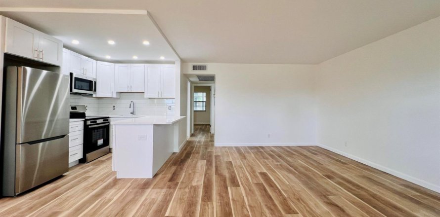 Condo à West Palm Beach, Floride, 2 chambres  № 2272626