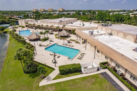 Adosado en venta en Weston, Florida, 2 dormitorios, 103.12 m2 № 1811939 - foto 18