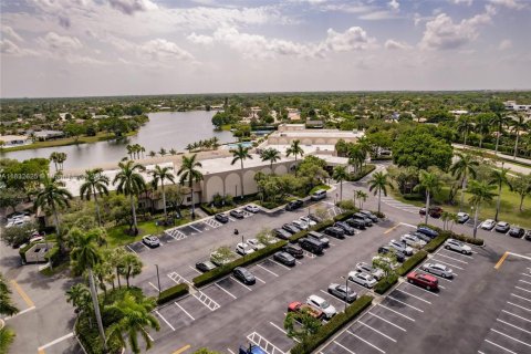 Adosado en venta en Weston, Florida, 2 dormitorios, 103.12 m2 № 1811939 - foto 19