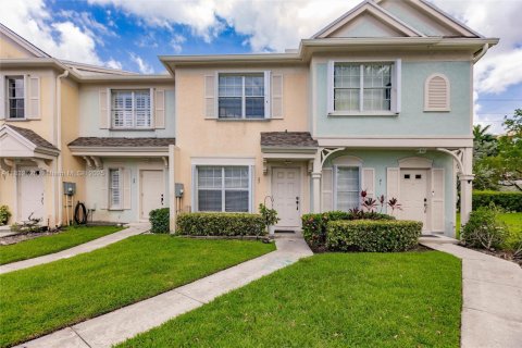 Adosado en venta en Weston, Florida, 2 dormitorios, 103.12 m2 № 1811939 - foto 1
