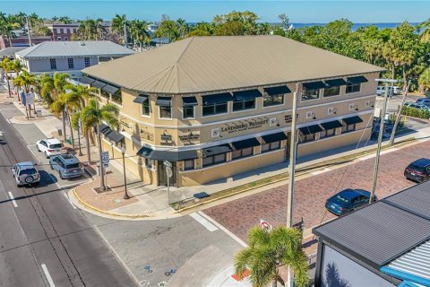 Immobilier commercial à Punta Gorda, Floride 978.82 m2 № 2127950
