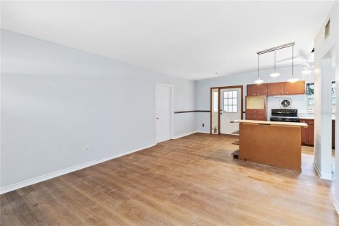 Casa en venta en Orlando, Florida, 3 dormitorios, 120.4 m2 № 1643061 - foto 5