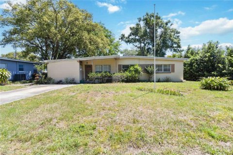 Casa en venta en Orlando, Florida, 3 dormitorios, 120.4 m2 № 1643061 - foto 1