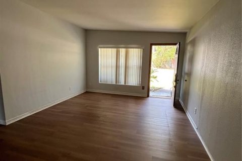 Casa en venta en Orlando, Florida, 3 dormitorios, 120.4 m2 № 1643061 - foto 4