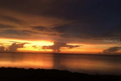 Condominio en alquiler en Punta Gorda, Florida, 3 dormitorios, 217.21 m2 № 2098495 - foto 22