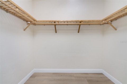 Condominio en alquiler en Punta Gorda, Florida, 3 dormitorios, 217.21 m2 № 2098495 - foto 18