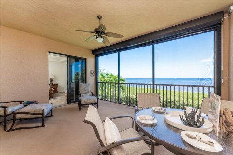 Condominio en alquiler en Punta Gorda, Florida, 3 dormitorios, 217.21 m2 № 2098495 - foto 15