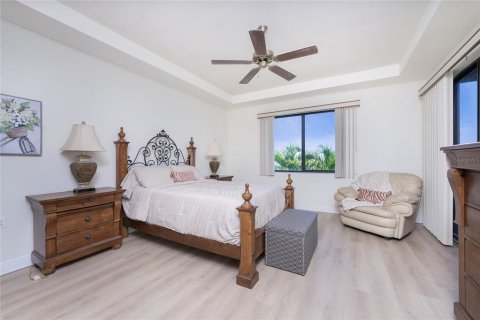 Condominio en alquiler en Punta Gorda, Florida, 3 dormitorios, 217.21 m2 № 2098495 - foto 10