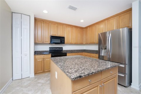 Condominio en alquiler en Punta Gorda, Florida, 3 dormitorios, 217.21 m2 № 2098495 - foto 5