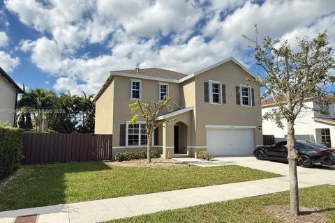 Снять в аренду виллу или дом в Хомстед, Флорида 4 спальни, 234.67м2, № 2005127 - фото 2