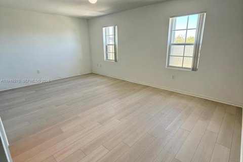 Снять в аренду виллу или дом в Хомстед, Флорида 4 спальни, 234.67м2, № 2005127 - фото 13