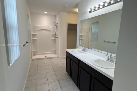 Снять в аренду виллу или дом в Хомстед, Флорида 4 спальни, 234.67м2, № 2005127 - фото 14