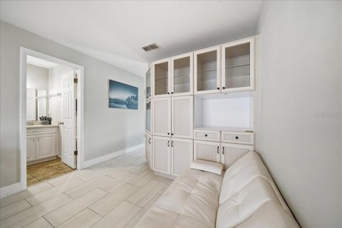 Casa en venta en Sarasota, Florida, 4 dormitorios, 142.14 m2 № 2213854 - foto 19