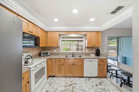 Casa en venta en Sarasota, Florida, 4 dormitorios, 142.14 m2 № 2213854 - foto 11