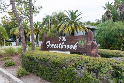 Condo in Largo, Florida, 2 bedrooms  № 1916337 - photo 5