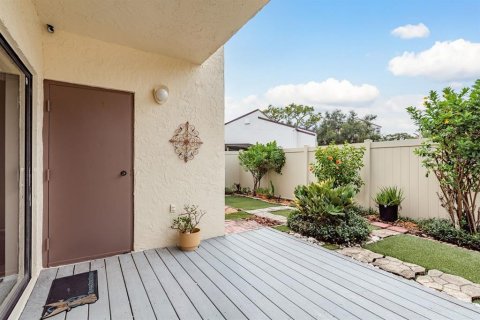 Condo in Largo, Florida, 2 bedrooms  № 1916337 - photo 23